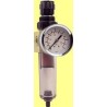 Pressure regulator with condensation discharge filter