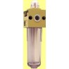 Pressure regulator with condensation discharge filter