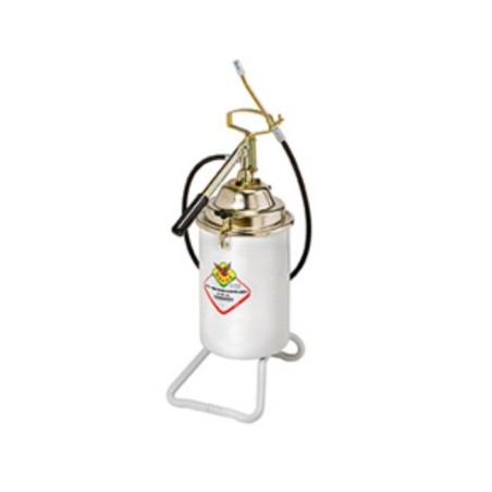 Portable, high-pressure hand-operated grease pump