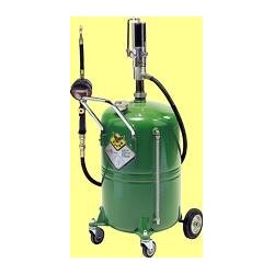Oil dispenser with wheel-mounted 65-litre tank