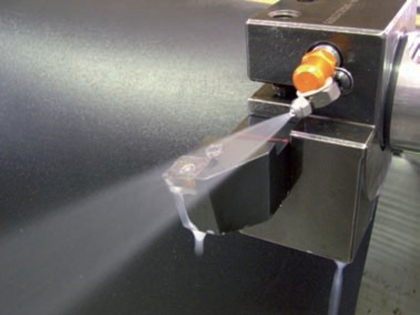 Castrol CareCut ES 1 | Aceite de Corte Alto Rendimiento